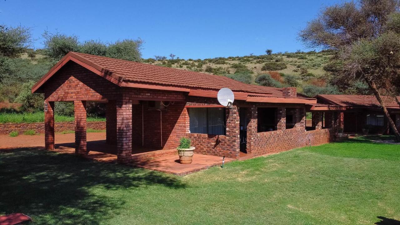 Red Sands Country Lodge Kuruman Bagian luar foto